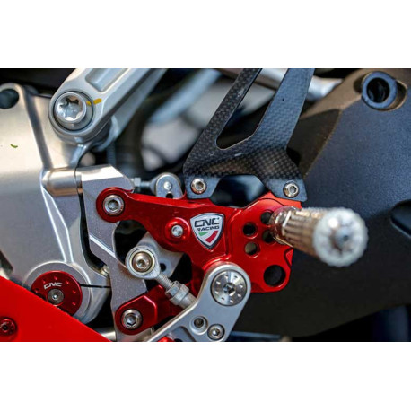 KIT COMMANDE RECULEES CNC RACING RPS EDITION LIMITEE TEAM PRAMAC DUCATI PANIGALE V2
