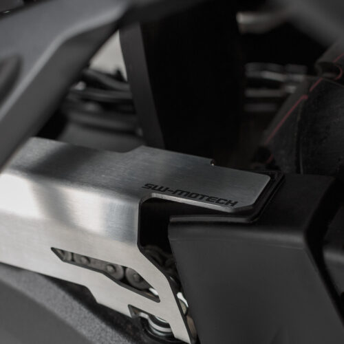 Extension pour protection de chaine Gris. Honda CRF1000L (15-).