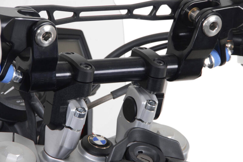 Réhausseur de guidon réglable Ø 28 mm Ø 28 mm. Pontet de guidon variable..