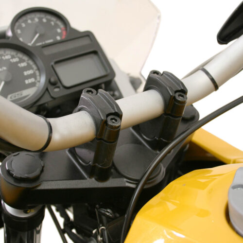 Réhausseur de guidon H=30 mm. Noir. BMW R 1200 GS/Adv, F 800 GS Adv.