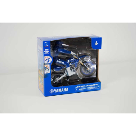 MOTO YAMAHA YZ450F + RIDER 1/12 °
