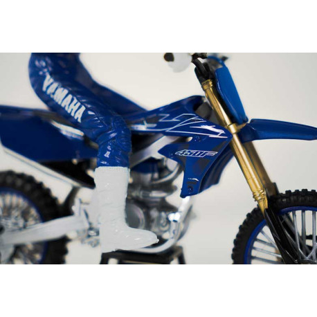 MOTO YAMAHA YZ450F + RIDER 1/12 °