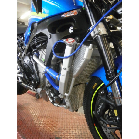 Radiateur d'eau additionnel + kit GSXR 1000