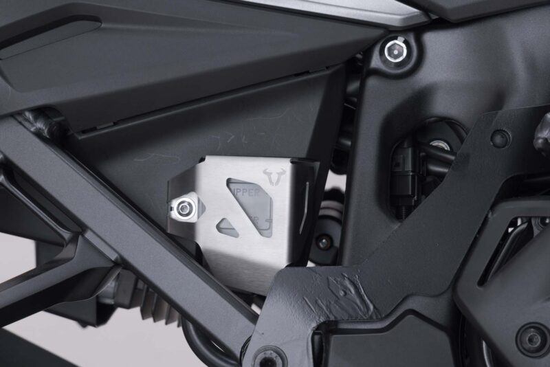 Protection de réservoir de liquide de frein Gris. Suzuki DL1000, Honda CRF1000L/1100L.