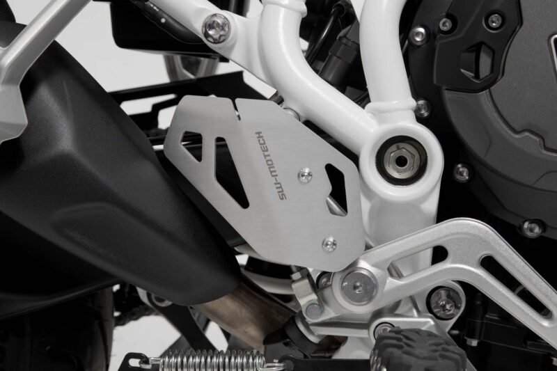 Protège-talon droit. Triumph Tiger 900/GT/Rally/Pro (19-23).