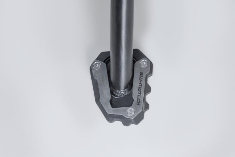 Extension de pied de béquille latérale Noir/Gris. Triumph Tiger Sport 660/800 (24-).