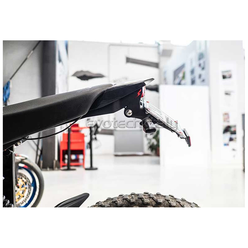 Support de plaque réglable Evotech Talaria Sting '23-25