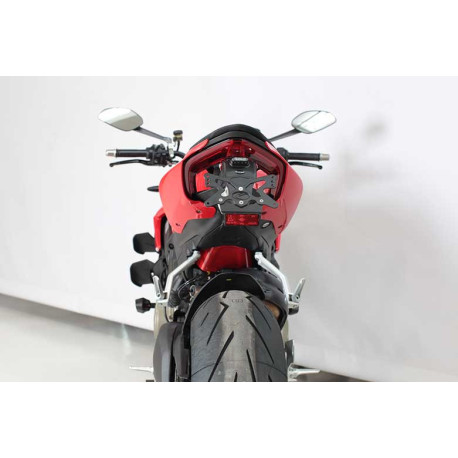 SUPPORT DE PLAQUE STREETFIGHTER V4