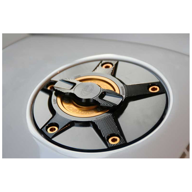 SUZUKI TRAPPE A ESSENCE EVOTECH 1-5 DE TOUR