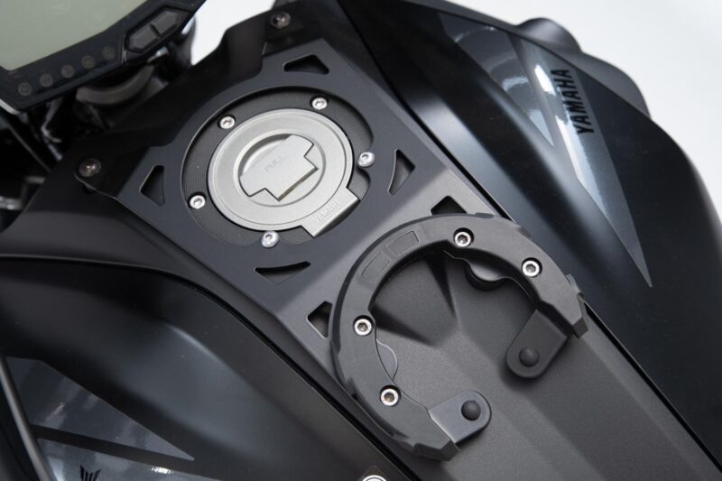 Anneau de réservoir EVO Noir. Yamaha MT-07 (18-20).