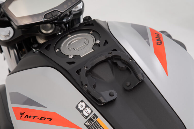 Anneau de réservoir PRO Noir. Yamaha MT-07 (18-20).