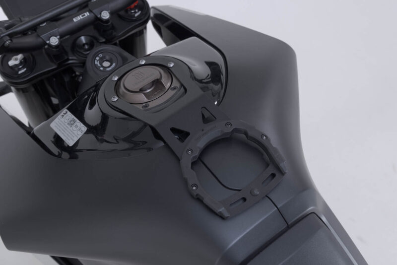 Anneau de réservoir PRO Noir. Husqvarna Svartpilen 801 (24-).