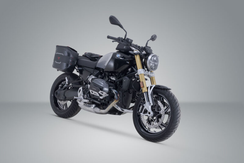 Système de sacoches latérales WP V-LOC 11/11 l. BMW R 12 S / R 12 nineT (23-).