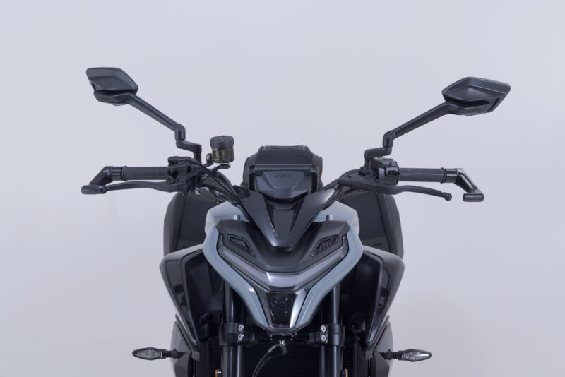 lvg_10_068_10000_b_2_xl Protège-leviers Noir. CFMoto 675NK (25-).