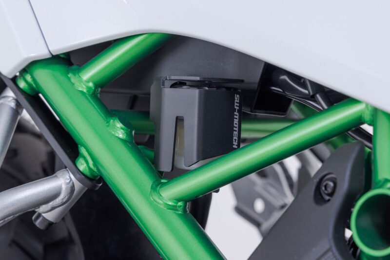 Protection de réservoir de liquide de frein Noir. Kawasaki KLE500 / KLE500 SE (26-).