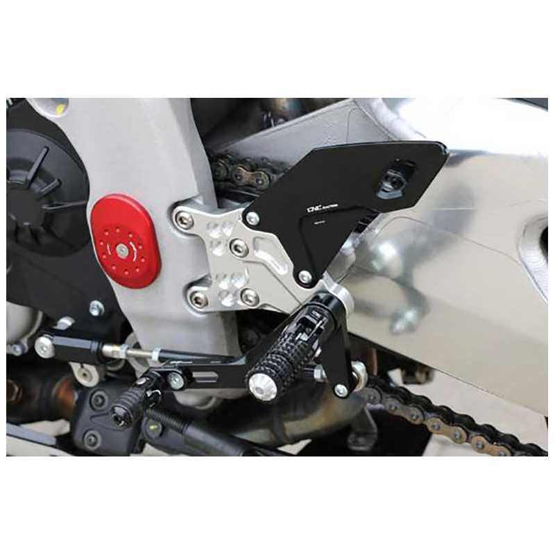 Commandes reculées réglables Aprilia RSV4 / Tuono