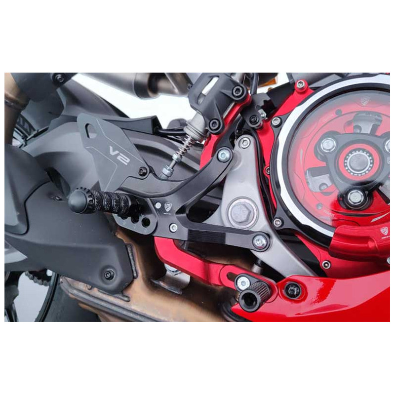 COMMANDES RECULEES REGLAGBLE CNC RACING DUCATI PANIGALE V2 2025/*