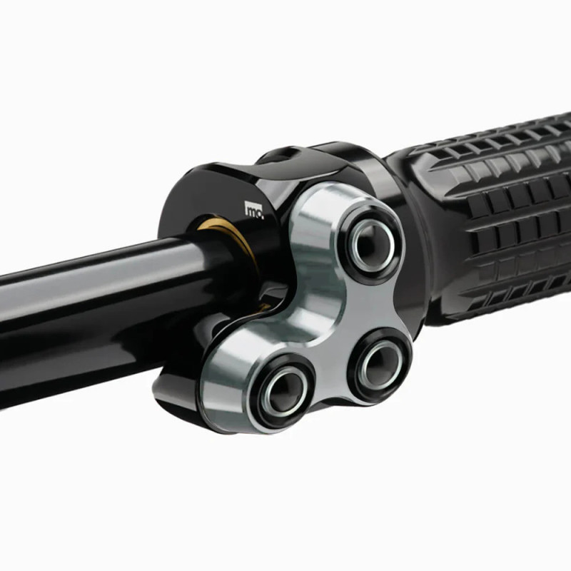 COMMODO MO.SWITCH BASIC LED NOIR/SILVER DROIT TROIS BOUTONS
