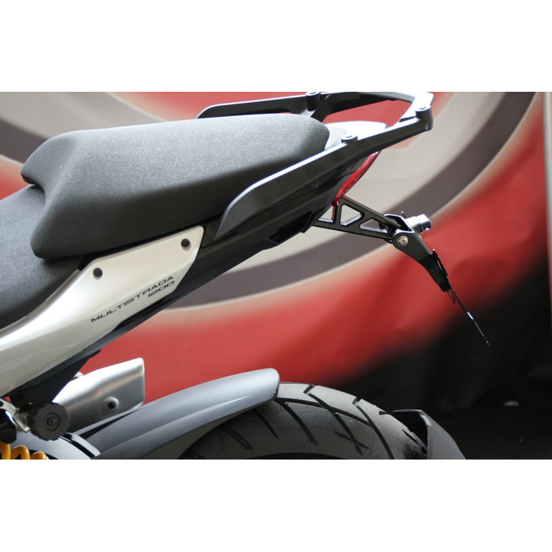 ducati-multistrada-1200-avec-valises-support-de-plaque-reglable DUCATI MULTISTRADA 1200 AVEC VALISES SUPPORT DE PLAQUE REGLABLE