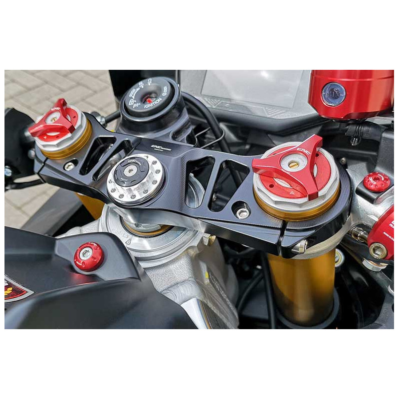 Entretoise couvre réservoir carburant Aprilia