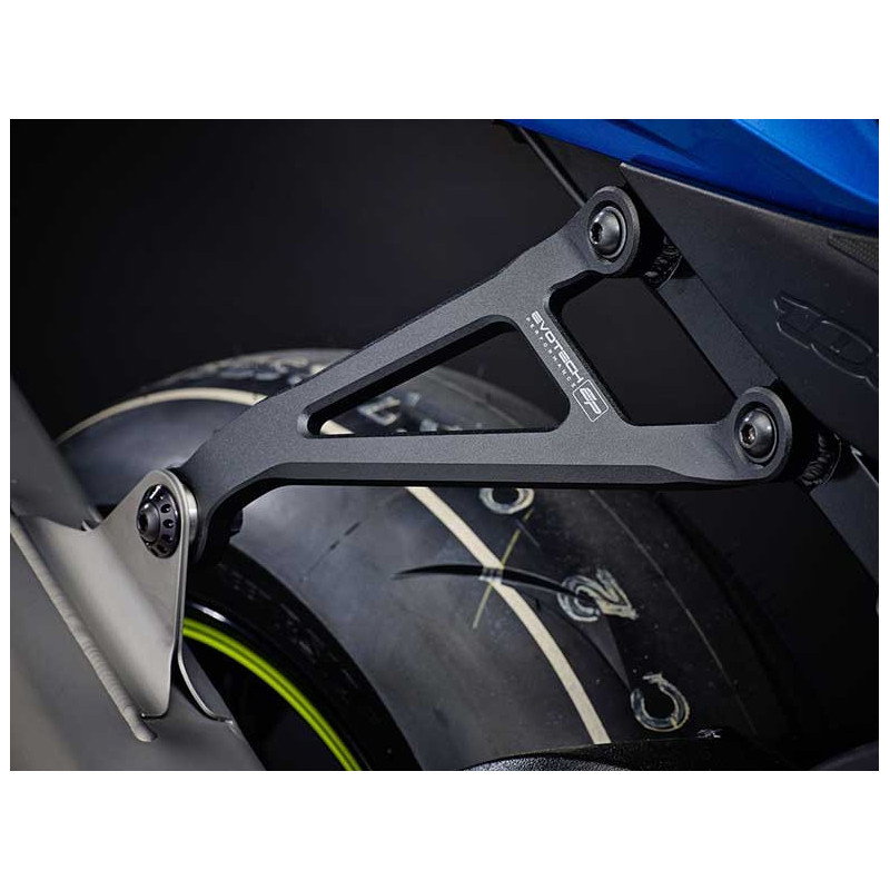 EP SUZUKI GSXR1000R KIT SUPPORT D'ECHAPPEMENT - KIT OBTURATION