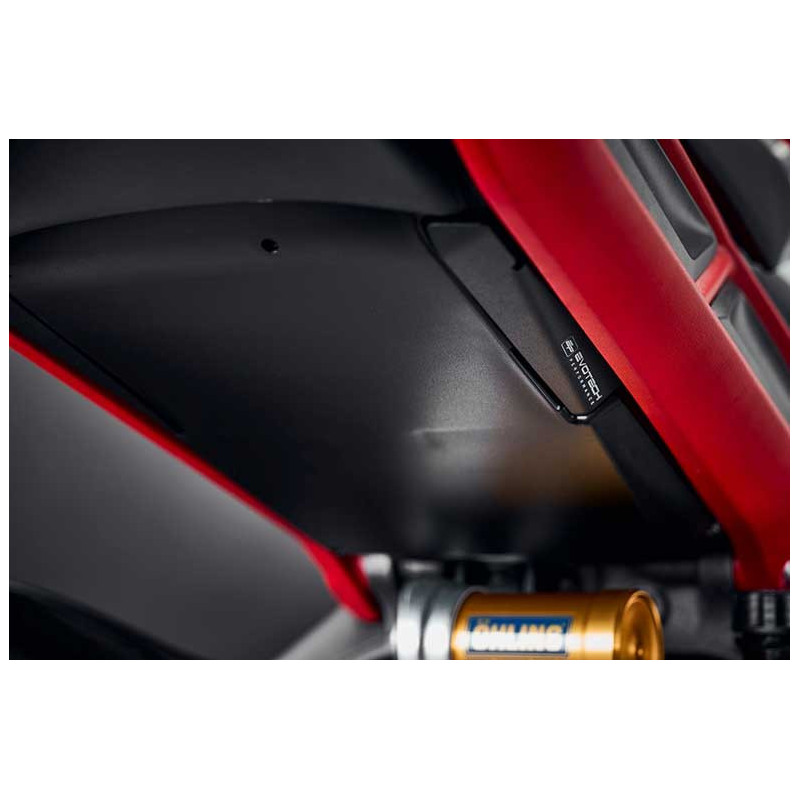 ep-triumph-street-triple-r-footrest-blanking-plates EP TRIUMPH STREET TRIPLE R FOOTREST BLANKING PLATES