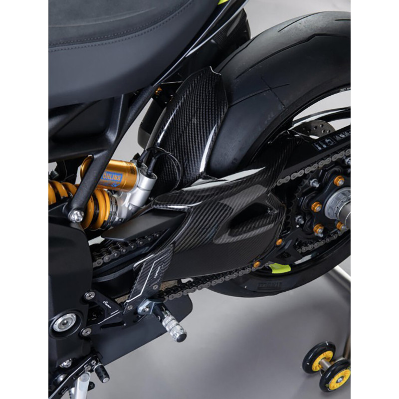 GARDE BOUE ARRIÈRE CARBONE BRILLANT LIGHTECH TRIUMPH