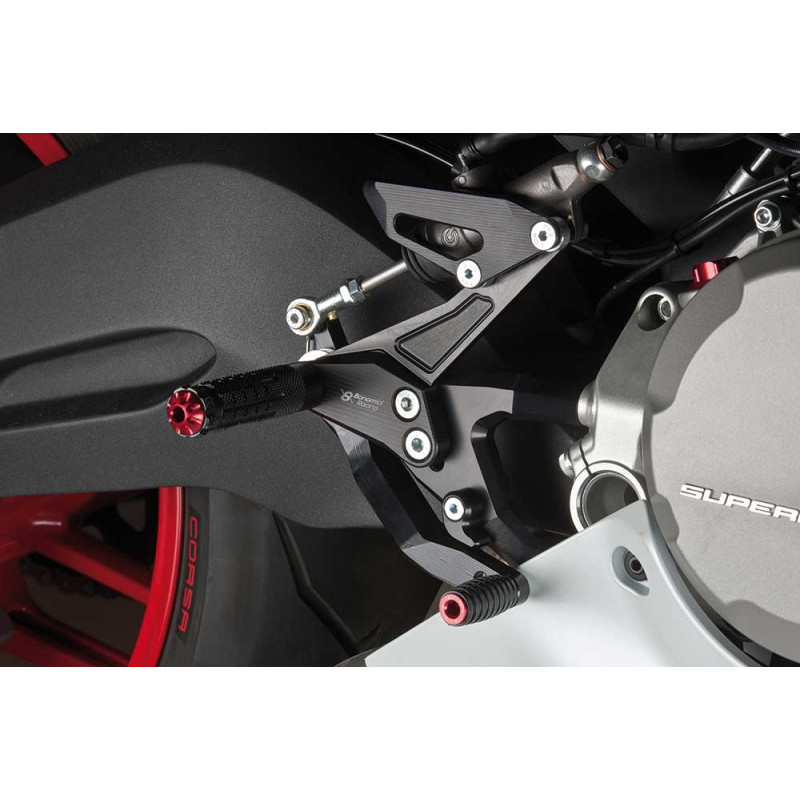 HOUSSE DE SELLE COMPATIBLE  DUCATI SCRAMBLER 400/800/1100 (15-22) MODÈLE CAPRI