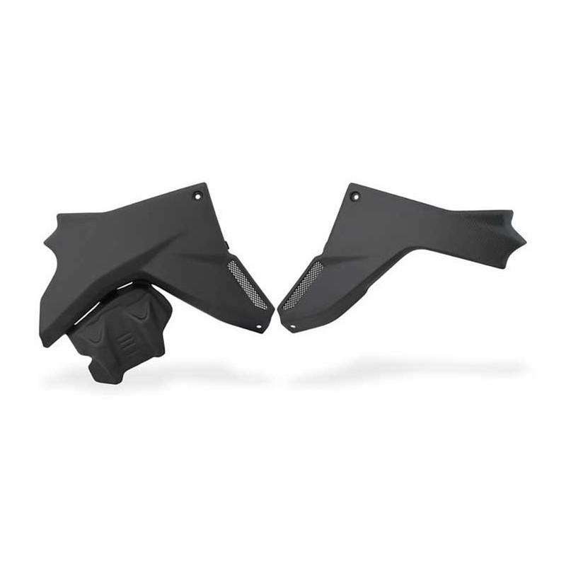 PAIRE CACHE MOTEUR SUPERIEUR CNC RACING DUCATI MULTISTRADA V4 CARBONE MAT PAIRE CACHE MOTEUR SUPERIEUR CNC RACING DUCATI MULTISTRADA V4 CARBONE MAT