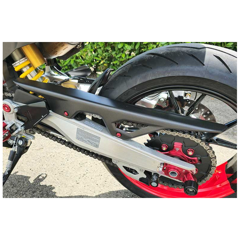 PARE CHAINE SUPERIEUR CARBONE MAT CNC RACING Ducati Hypermotard 698 Mono