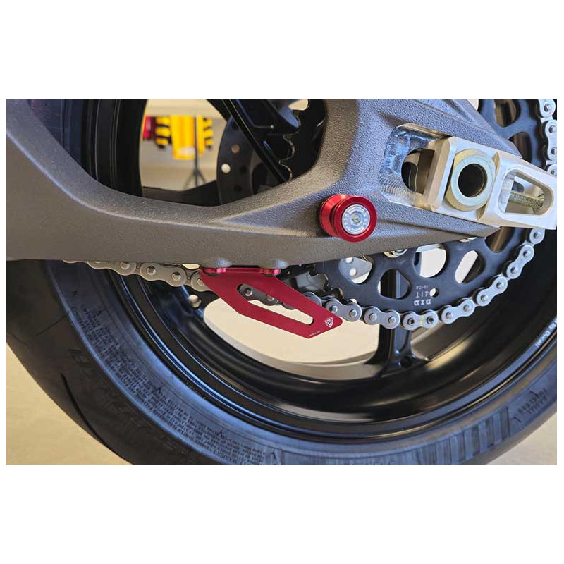PROTECTION CHAINE INFERIEUR CNC RACING DUCATI