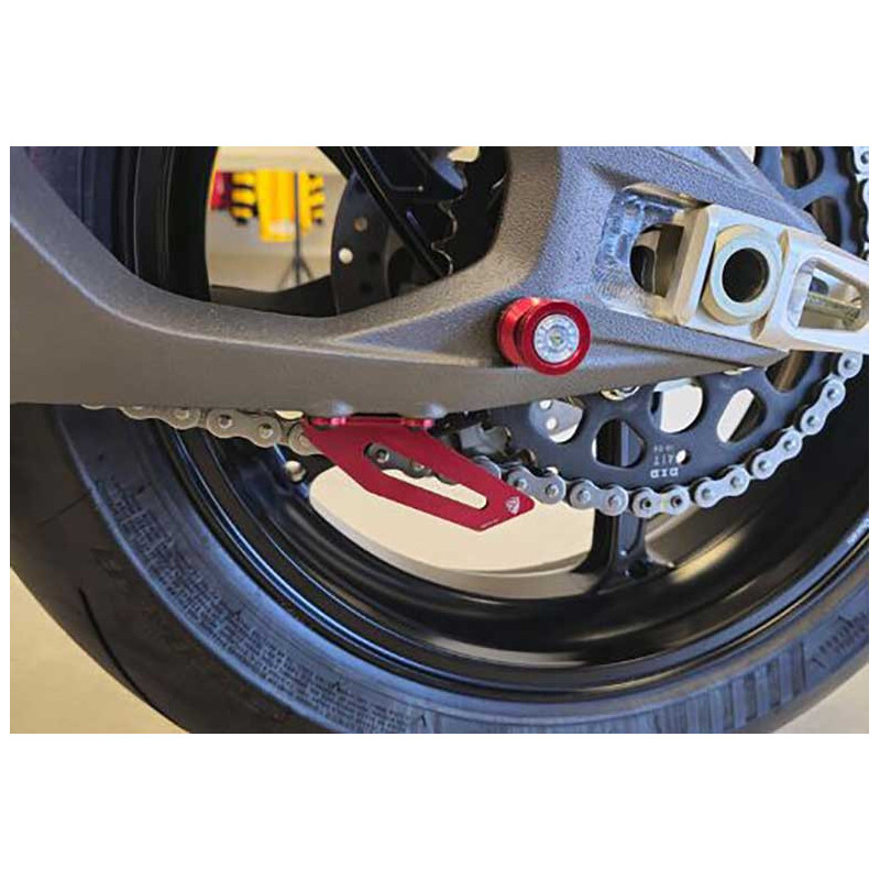 PROTECTION CHAINE INFERIEUR CNC RACING DUCATI