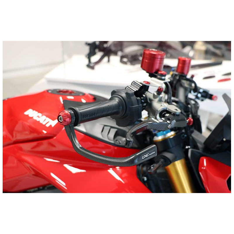 protection-de-levier-frein-carbone-mat-cnc-racing PROTECTION DE LEVIER FREIN CARBONE MAT CNC RACING