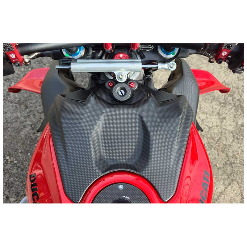 protection-de-reservoir-carbone-cnc-racing-ducati-streefighter-v4-2026 PROTECTION DE RESERVOIR CARBONE CNC RACING DUCATI STREEFIGHTER V4 2026