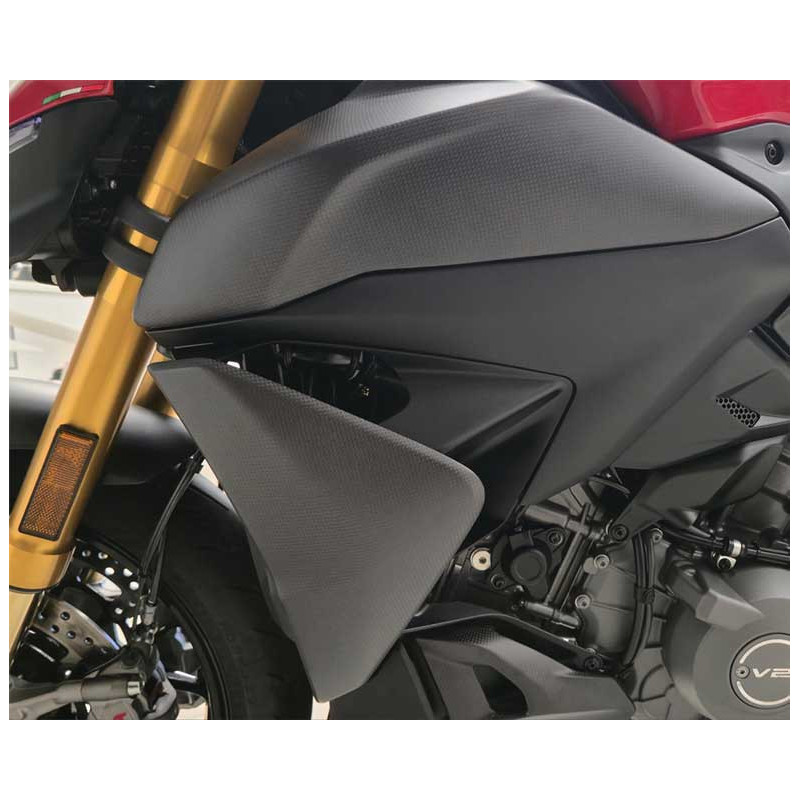 PROTECTIONS RADIATEUR LATERALES CARBONE CNC RACING STREETFIGHTER V2 2025