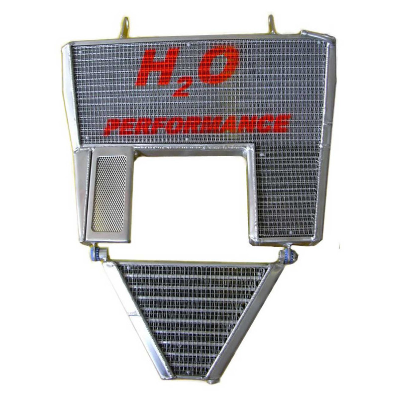 Radiateur d'eau et radiateur d'huile majoré + kit 749 999 Radiateur d'eau et radiateur d'huile majoré + kit 749 999