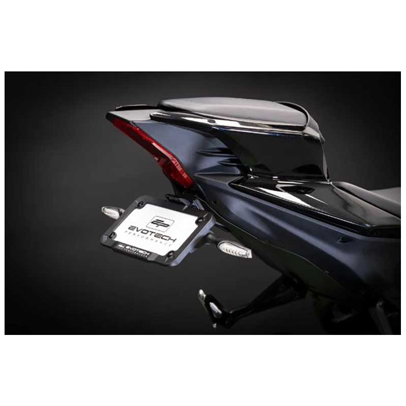 SUPPORT DE PLAQUE DYNAMIQUE EVOTECH AVEC CLIGNOTANTS – YAMAHA YZF-R9 (2025+)