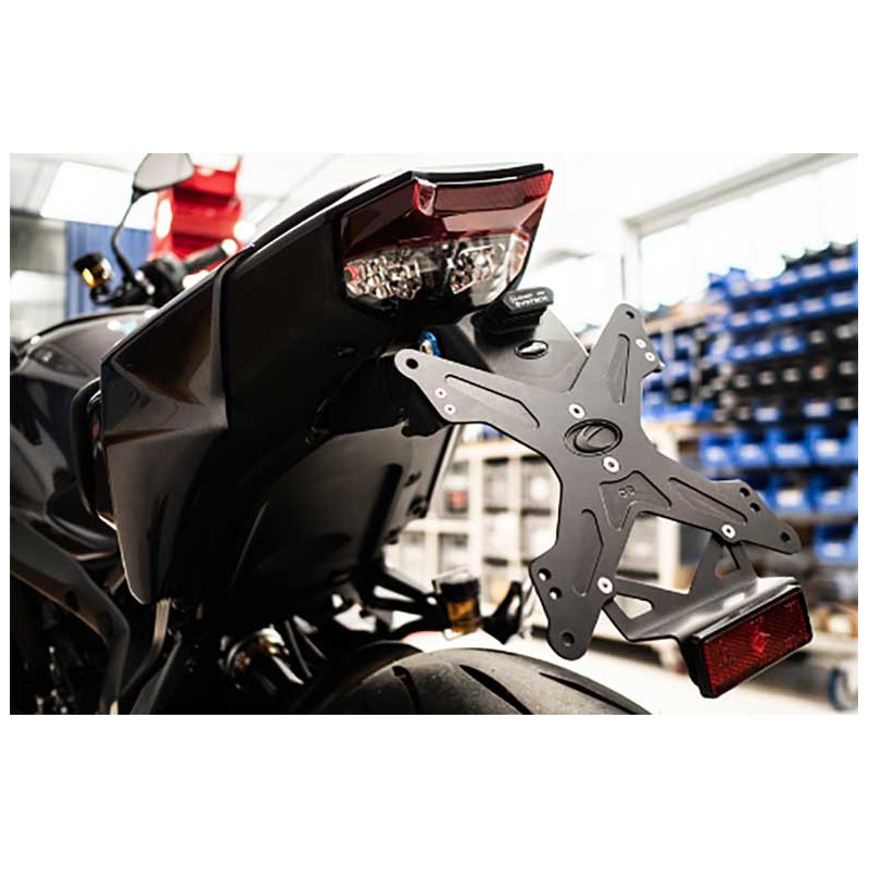 SUPPORT DE PLAQUE MT-09 EVOTECH