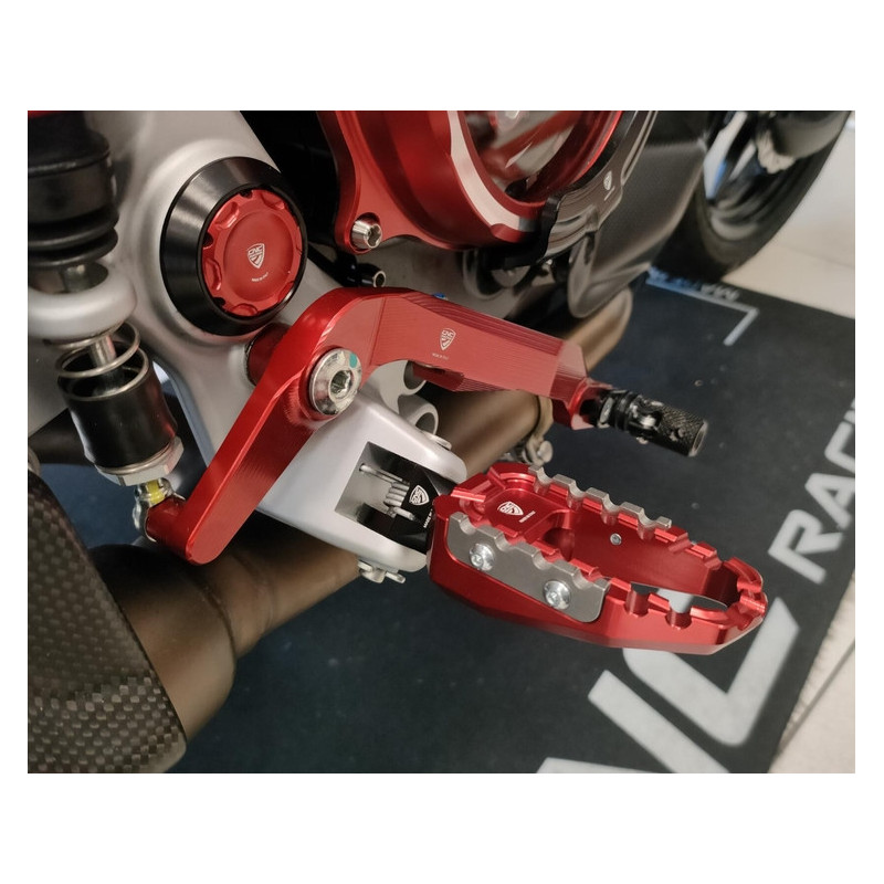 kit-adaptateur-de-repose-pied-cnc-racing-avant-arriere-multistrada-v2-2025-2026 KIT ADAPTATEUR DE REPOSE PIED CNC RACING AVANT/ARRIERE MULTISTRADA V2 2025-2026